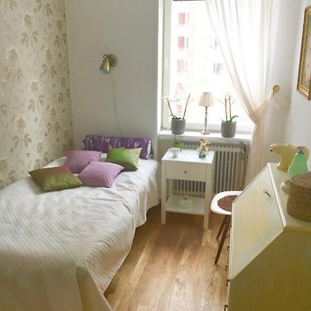 Farsta Bed And Breakfast Стокхолм Екстериор снимка