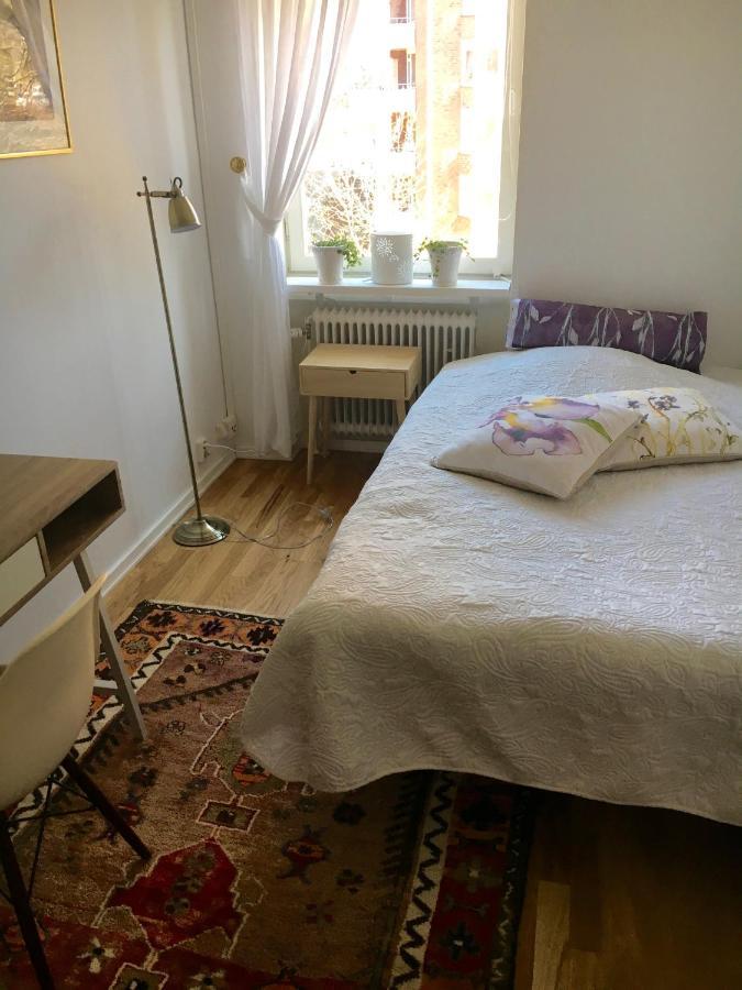 Farsta Bed And Breakfast Стокхолм Екстериор снимка