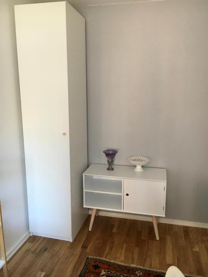 Farsta Bed And Breakfast Стокхолм Екстериор снимка
